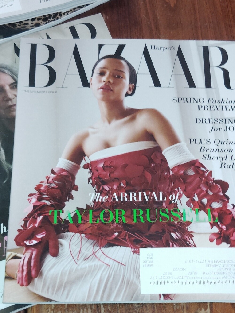 5 New Issues Harper's Bazaar Magazine Lot Dec 2022 - May 2023 - Picture 9 of 14